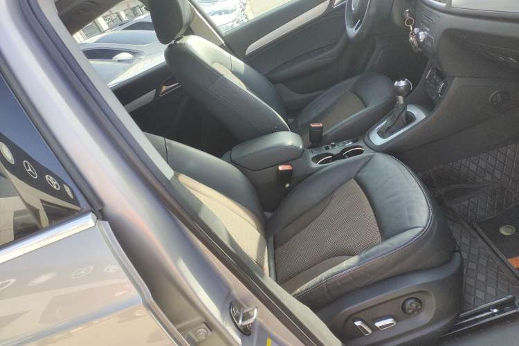 Used Audi Q3 2018 30th Anniversary Edition 35 TFSI Fashion Model
