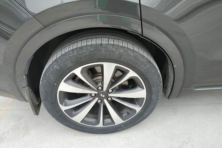 Used Li Auto ONE 2021 Extended-Range 6-Seater Version
