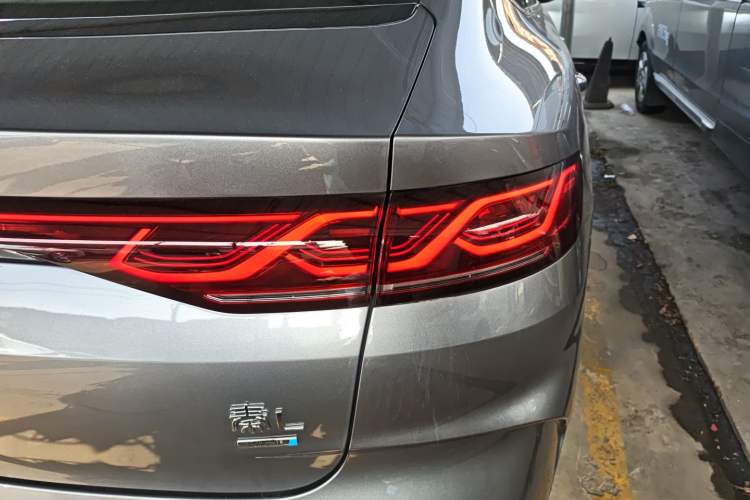 Used BYD Qin L 2025 DM-i Smart Drive 120KM Superior Model