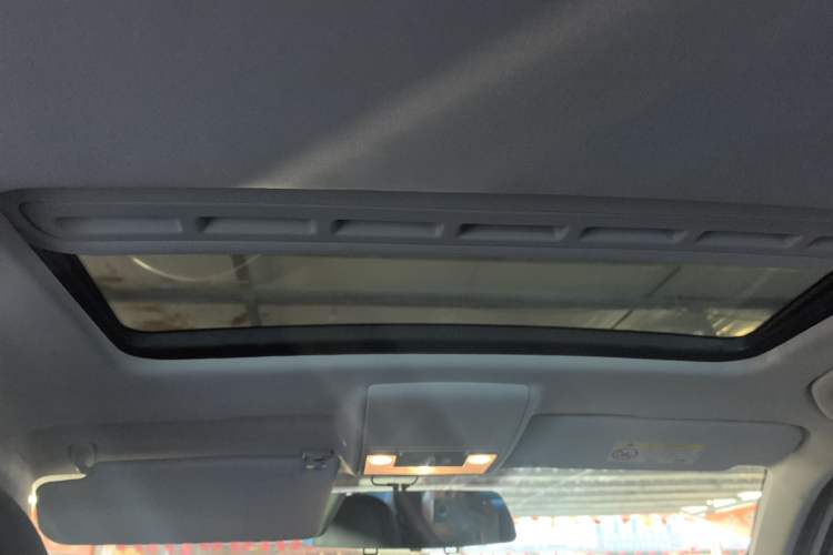 Used Volkswagen Lavida 2017 1.6L Automatic Comfort Edition
