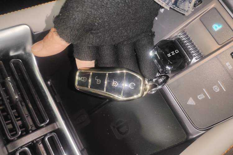 Used BYD Song PLUS New Energy 2023 Champion Edition EV 520KM Flagship Model
