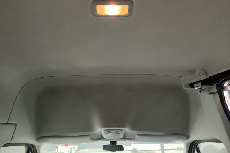 Used Iveco Eurocargo 2021 2.0T Manual Super Rui Long Wheelbase Short Overhang High Roof Side-Sliding Door F1A