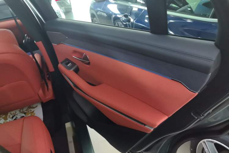 Used BYD Tang L 2025 DM 175KM Drone Player Edition
