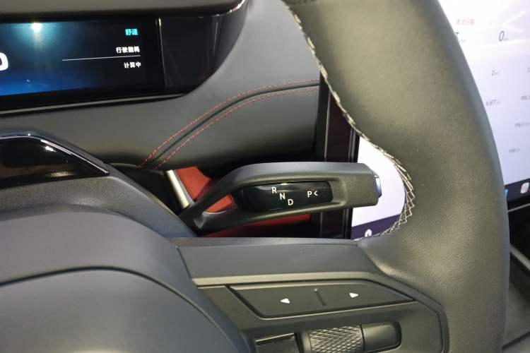 Used  SU7 2024 Rear-Drive Ultra-Long Range Advanced Pro-Level Intelligent Driving Version
