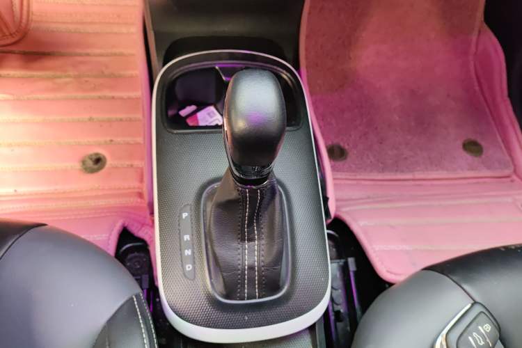 Used Roewe Clever 2022 311km QiQi BoBo Edition
