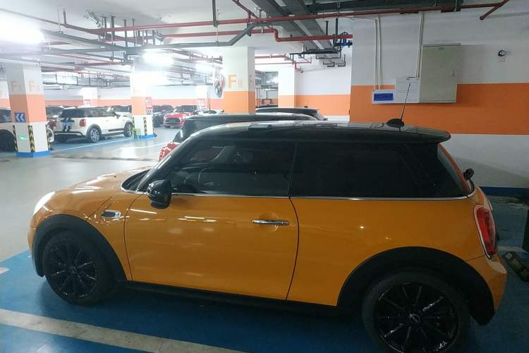 Used  MINI 2016 1.5T COOPER Avant-Garde