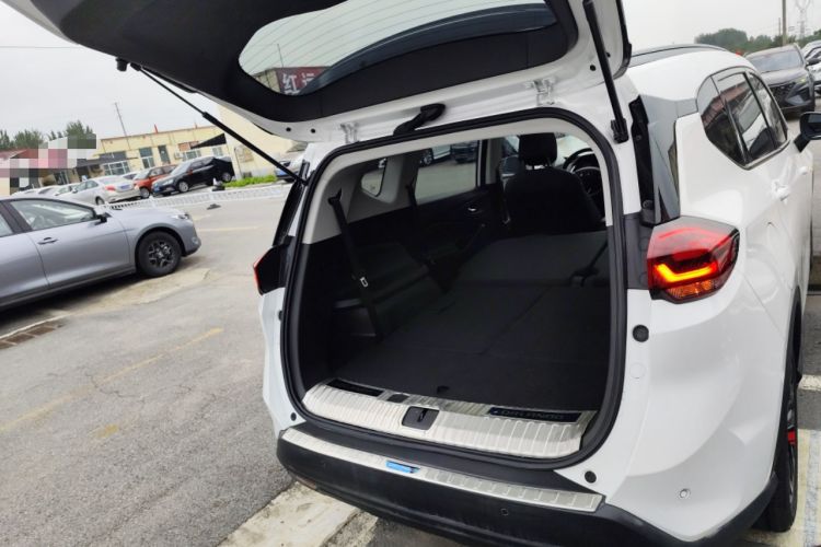 Used Chevrolet Orlando 2020 Light Hybrid Redline 530T Automatic Enjoyment Edition (5+2 Models)
