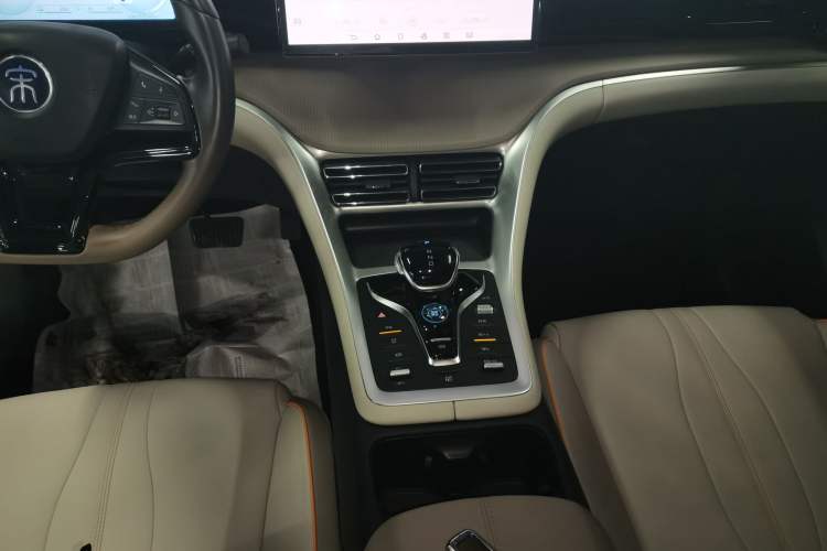 Used BYD Song Pro New Energy 2023 Champion Edition DM-i 110KM Beyond Model
