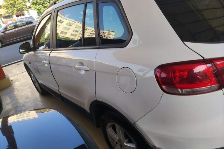 Used Zotye Domy X5 2017 Value Edition 1.6L Manual Comfort Model