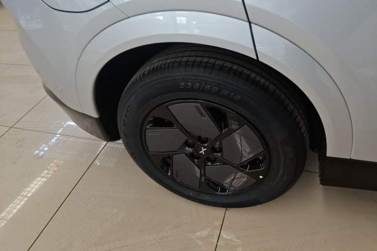 Used XPeng G6 2025 625 Long-Range Max Tech Edition