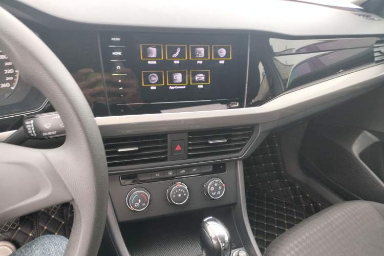 Used Volkswagen Bora 2021 1.5L Automatic Fashionable Smart Connectivity Version
