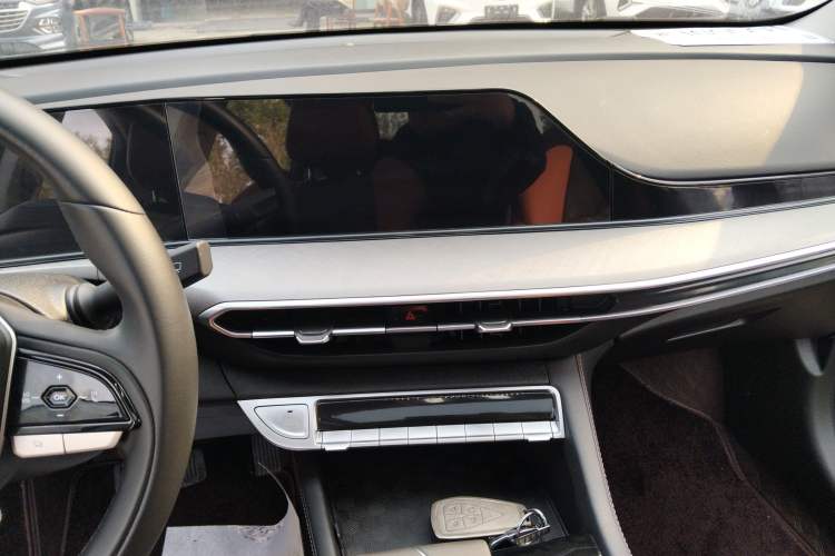 Used Changan Eado 2024 PLUS Blue Whale NE 1.4T GDI DCT High-Energy Edition
