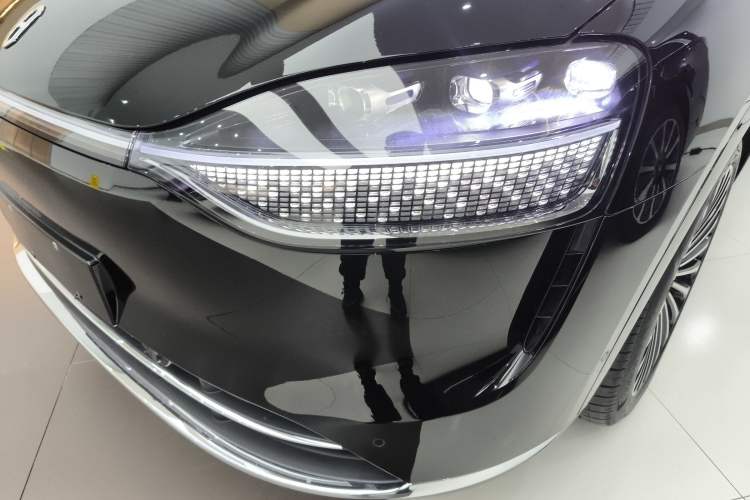 Used Hima AITO M9 2024 Range-Extended Ultra Version 52 kWh 5-Seater Model
