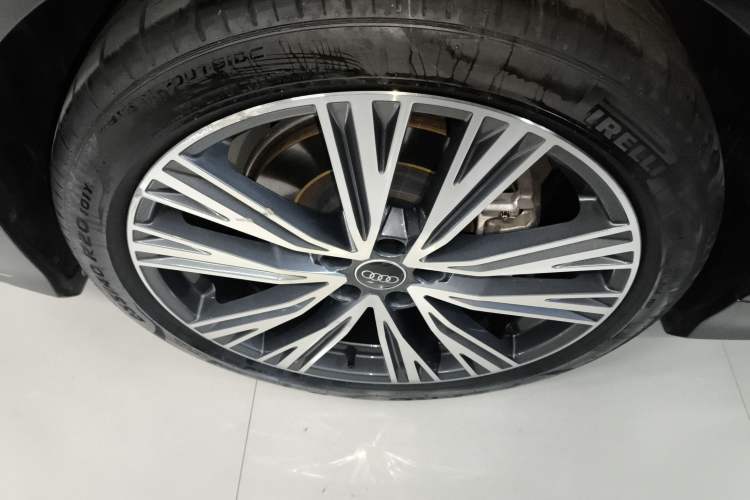 Used Audi A6L 2023 Revised 45 TFSI Prestige Dynamic Edition
