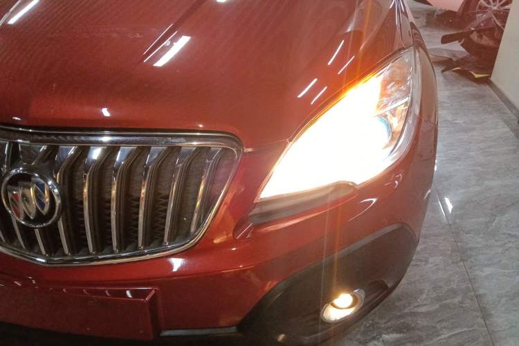 Used Buick Encore 2015 1.4T Automatic Two-Wheel Drive Urban Elite Version
