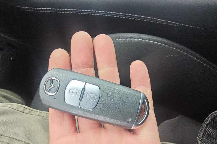 Used Mazda CX-4 2018 2.0L Automatic Two-Wheel Drive Blue Sky Dynamic Version China V Standard
