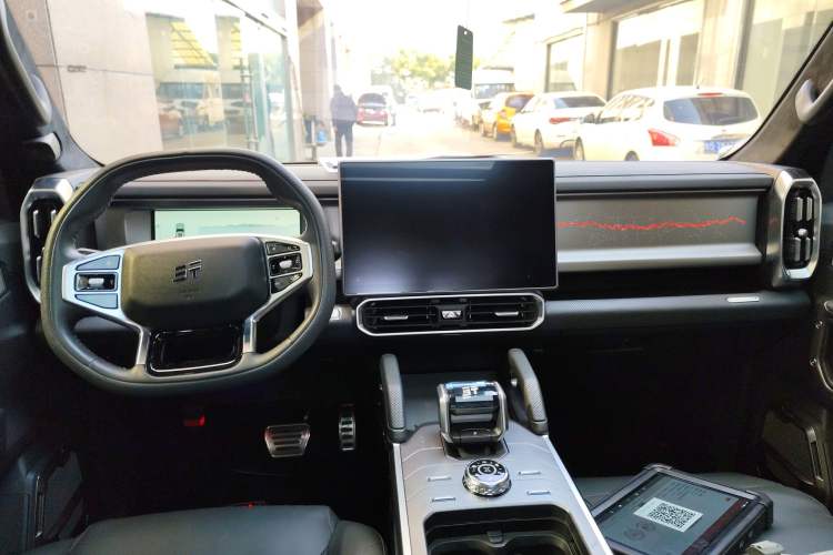 Used JETOUR Traveler 2023 2.0T All-Wheel Drive CrossPRO+