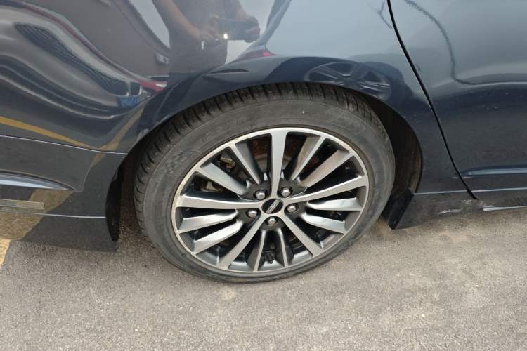 Used Lincoln MKZ 2017 2.0T Luxury Edition
