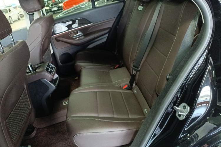 Used Mercedes-Benz GLE 2022 GLE 350 4MATIC Stylish Model
