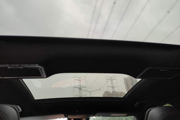 Used Mercedes-Benz GLC 2020 GLC 300 L 4MATIC Luxury Model
