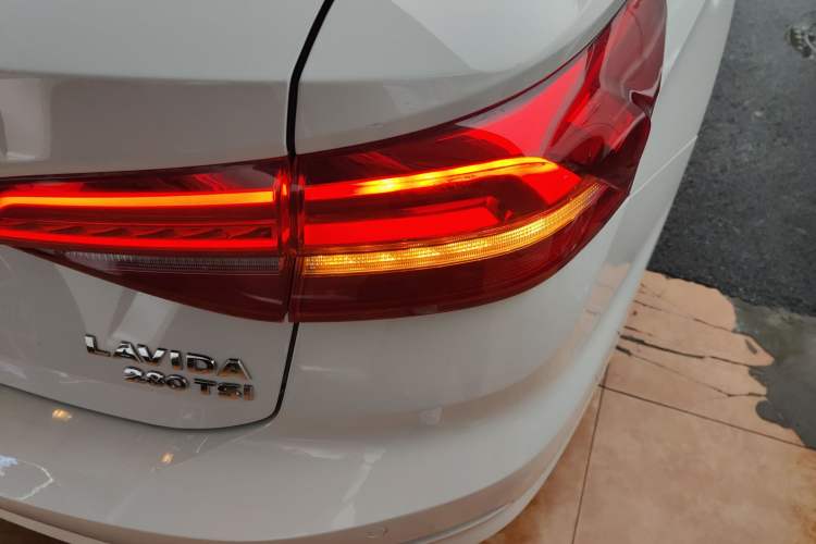 Used Volkswagen Lavida 2019 280TSI DSG Comfort Edition China VI standard