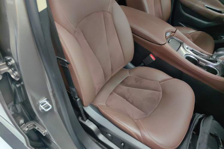 Used Buick Envision 2017 20T Two-Wheel Drive Luxury Model
