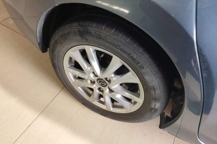 Used Mazda Mazda 3 Axela 2016 Sedan 1.5L Automatic Comfort Model
