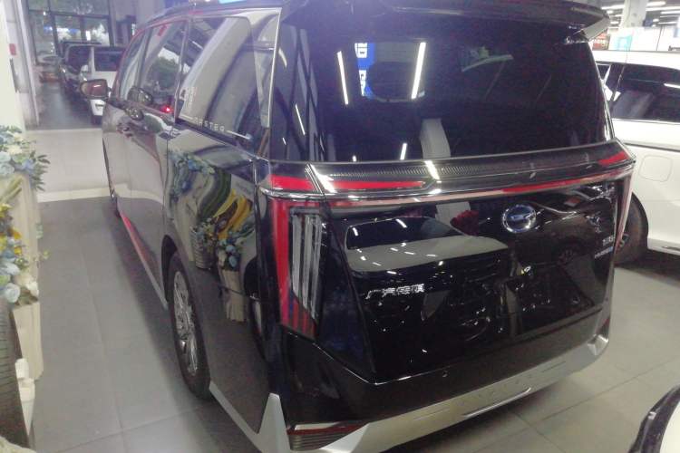 Used GAC Trumpchi M8 2023 Zongshi Series Dual-Motor Flagship Edition