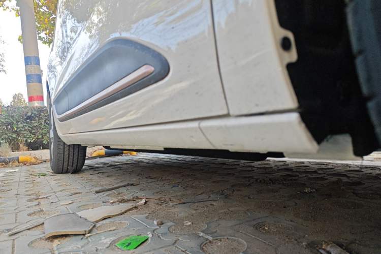 Used Dongfeng NAMMI 01 
