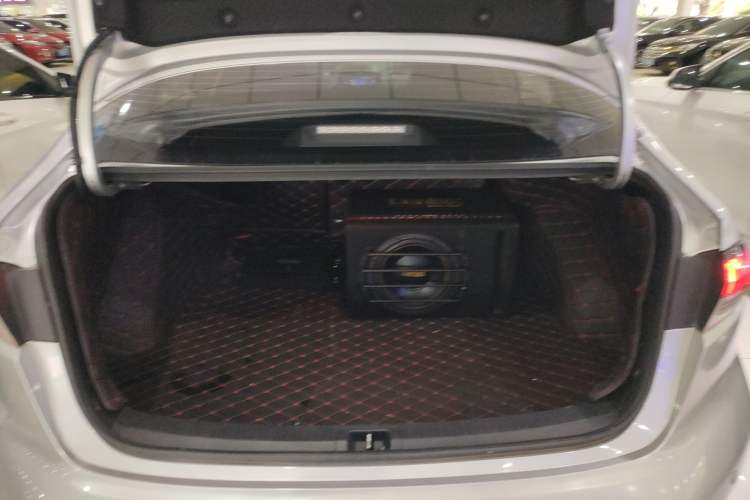 Used Toyota Levin 2021 185T CVT Luxury Edition
