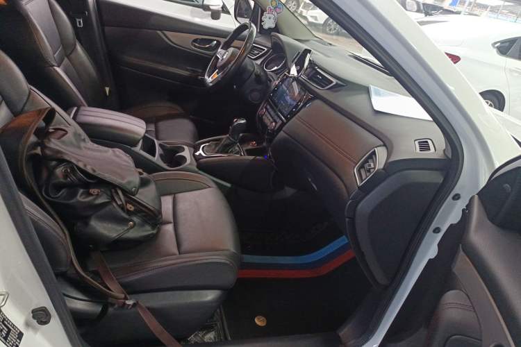 Used Nissan Qashqai 2022 2.0L CVT XV Premier Luxury Edition
