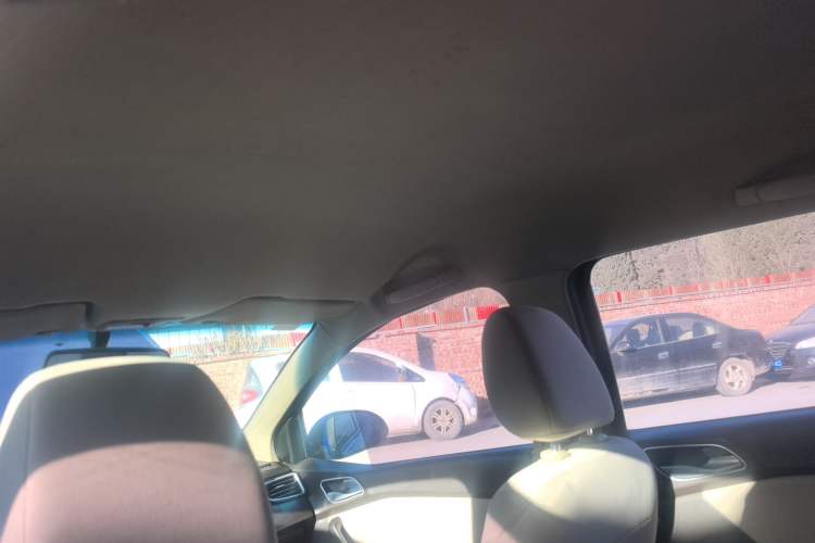 Used Baojun 310W 2017 1.5L Manual Comfort Model China V Standard