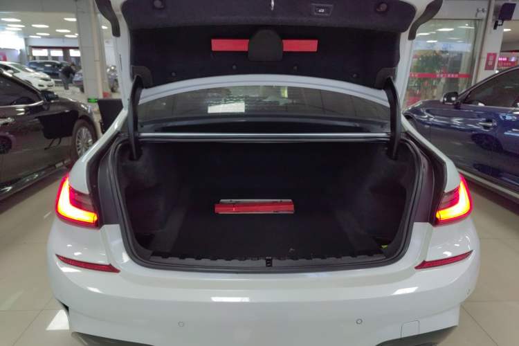 Used BMW 3 Series 2021 Facelifted 320Li M Sport Package
