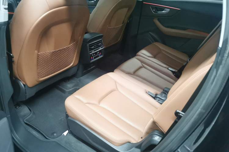 Used Audi Q7 2021 55 TFSI quattro S line Sport model