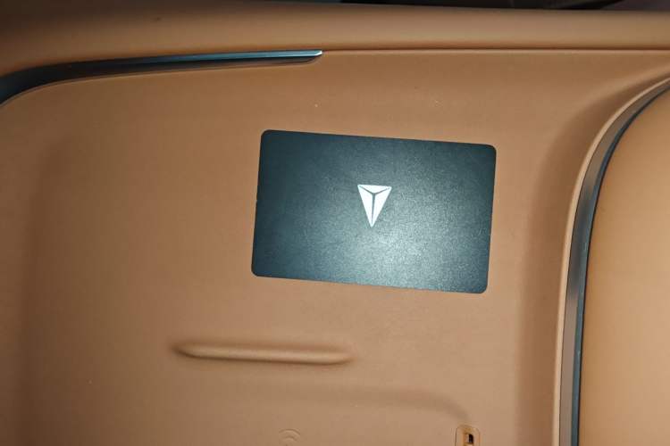 Used  S07 2025 215Max Deep Blue Intelligent Driving AD PRO Range-Extended Version
