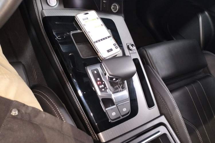 Used Audi Q5L 2023 40T Luxury Dynamic Model