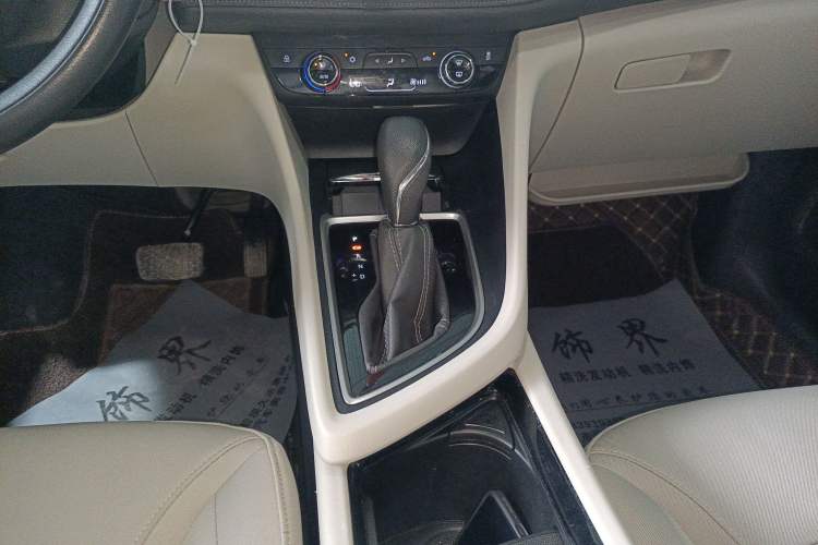 Used Buick GL6 2018 18T 5-Seater Elite Version
