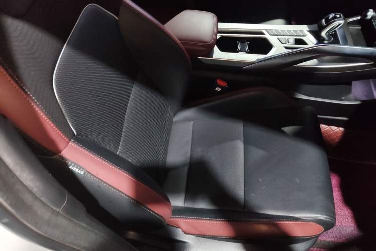 Used Geely Auto Coolray 2020 PRO 260T DCT Knight
