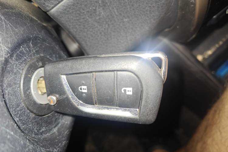 Used Toyota YARiS L 2016 Revised 1.5E CVT Charming Edition
