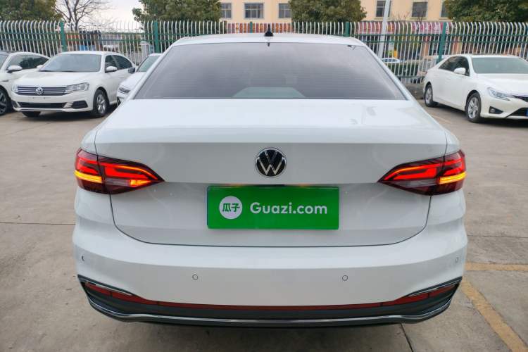 Used Volkswagen Lavida 2024 300TSI DSG Full-Comfort Edition
