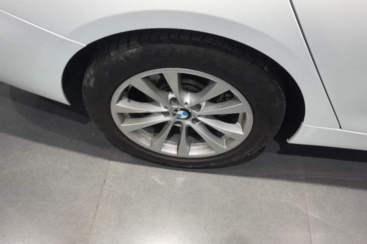 Used BMW 3 Series GT 2017 320i Sport Edition
