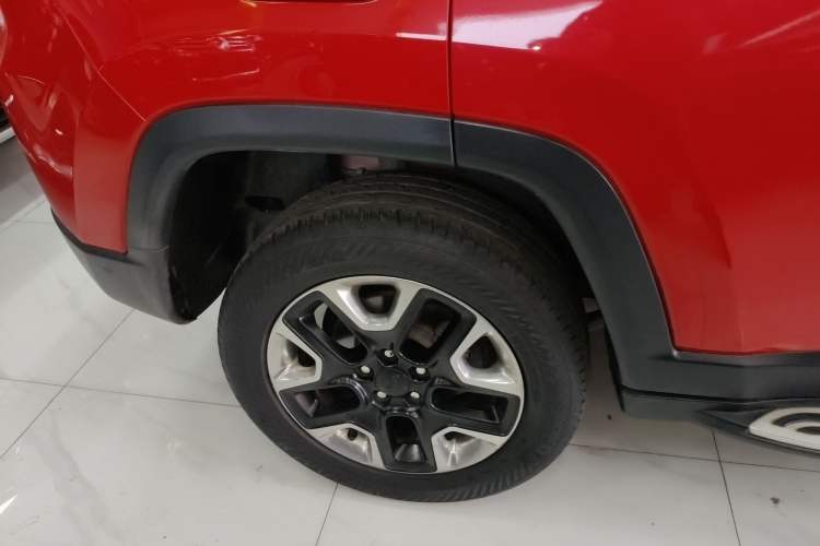 Used  Compass 2017 200TS Automatic High-Performance All-Wheel Drive Edition
