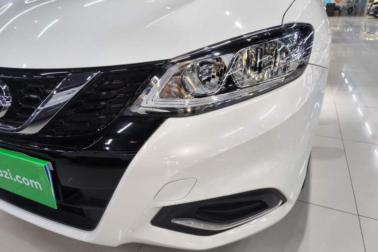 Used Nissan Tiida 2023 1.6L CVT Cool Dynamic Edition
