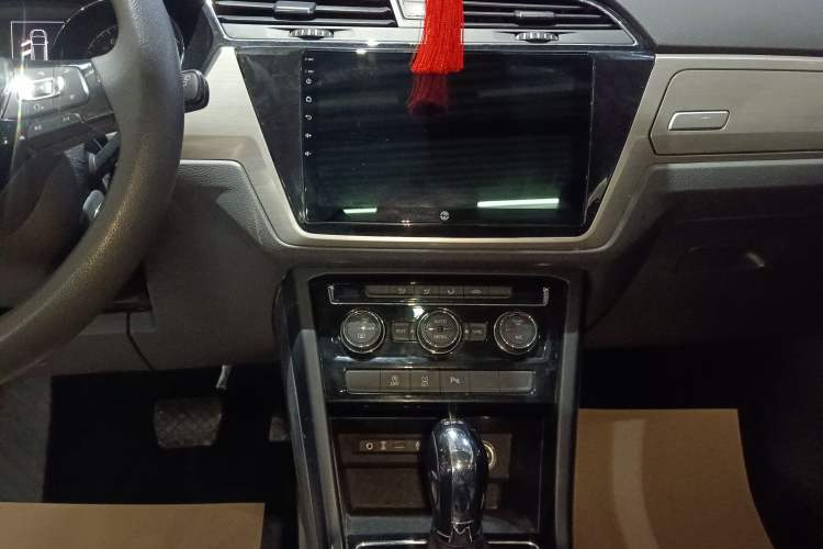 Used Volkswagen Touran 2018 Volkswagen Touran L 280TSI DSG Comfort Edition 7 Seats China V Emission Standard
