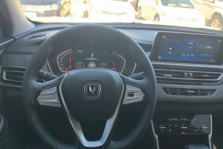 Used Changan CS75 2021 Honor Million Edition 280T DCT Luxury Model
