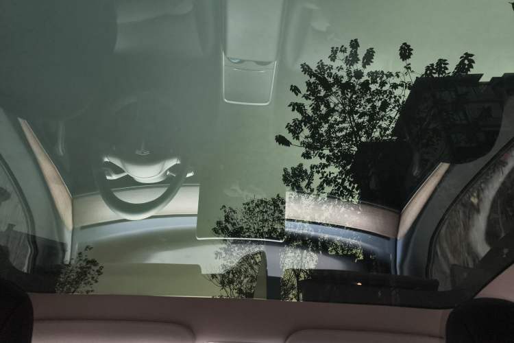 Used Tesla Model Y 2022 Long-Range All-Wheel-Drive Version