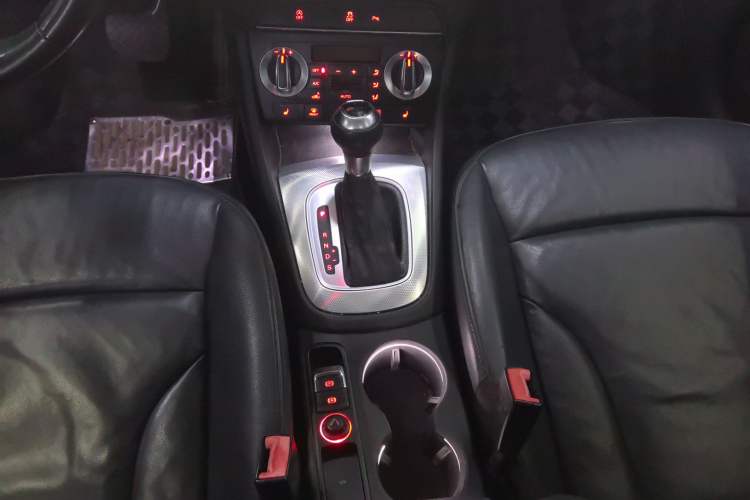 Used Audi Q3 2015 35 TFSI Comfort Model