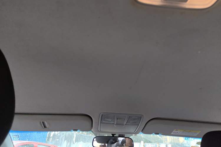 Used Hyundai Elantra (5th Generation / Langdong) 2016 1.6L Automatic Smart Version