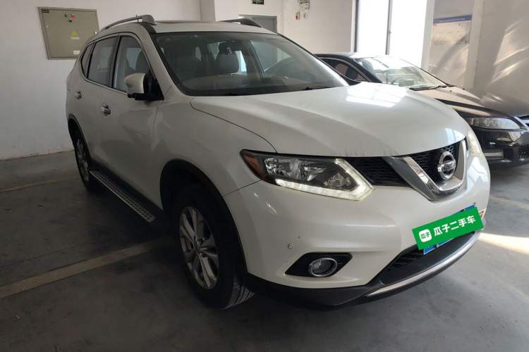 Used Nissan X-Trail 2015 2.0L CVT Comfort MAX Edition 2WD
