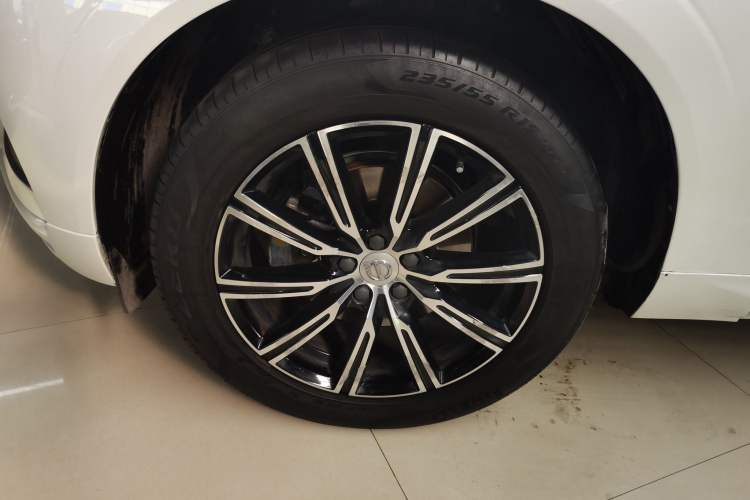 Used Volvo XC60 2021 T5 4x4 Smart Luxury Edition
